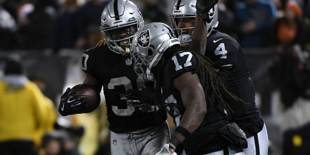Raiders vencen a Broncos en el cierre de la semana 16 de la NFL