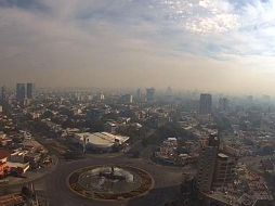 En la zona de Las Pintas se decretó Contingencia Ambiental Fase II por registrarse valores de hasta 273 puntos IMECA. ESPECIAL/www.webcamsdemexico.com