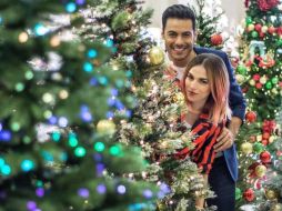 Paty Cantú fue una de las celebridades que posteó una imagen navideña. TWITTER