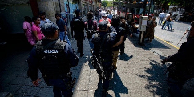 Desprestigio y riesgos merman a las polic&iacute;as