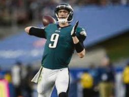 Foles llevó a Filadelfia a una agónica victoria ante los Texans de Houston que los ha dejado con posibilidades de poder meterse a la postemporada.