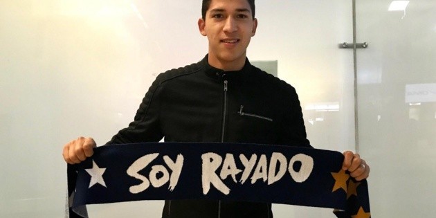 Es un reto llegar a Rayados como refuerzo: &Aacute;ngel Zald&iacute;var