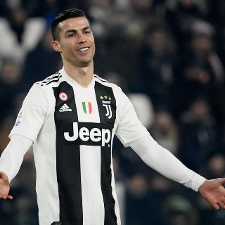 Cristiano defiende a Koulibaly tras cánticos racistas