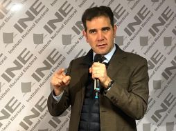 Córdova lamentó que solo se hayan hecho ajustes al gasto del INE y no se hayan reducido prerrogativas a los partidos. NTX / ARCHIVO