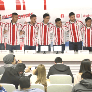 Chivas presenta a sus refuerzos para el CL2019