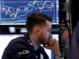 Wall Street vivió una semana caótica que vio a los indices dar vuelcos espectaculares. AP / R. Drew