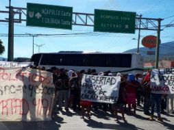 Después de un diálogo con funcionarios del gobierno de Guerrero, la vía fue liberada. TWITTER/@Foro_TV