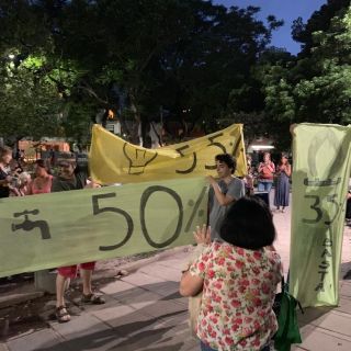 "Cacerolazos" en Buenos Aires en protesta al aumento de tarifas