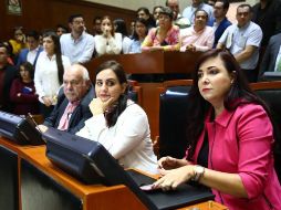 La diputada Sofía Berenice García Mosqueda (de rosa) presentó la iniciativa motivada por lo sucedido con la presidenta municipal de Tenamaxtlán. FACEBOOK/jjesus.zunigamendoza