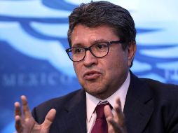 Monreal se comprometió a que en el proceso legislativo se escucharán a todas las voces para que enriquezcan la propuesta. SUN / ARCHIVO