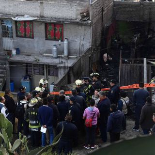 Velan a niños fallecidos durante incendio en Iztapalapa