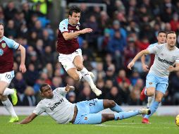 Con este resultado, los Hammers sumaron su novena derrota de la temporada y cayeron de la nueve a la undécima posición, con 27 puntos. AP / R. Sellers