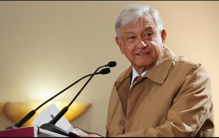 López Obrador señaló que empleo, trabajo y bienestar es lo que significa la Cuarta Transformación. EFE