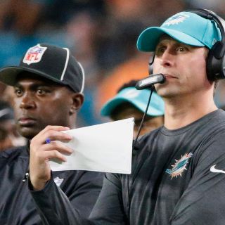 Adam Gase es despedido como entrenador en jefe de los Dolphins