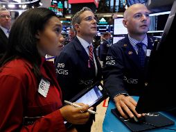 El selectivo S&P 500 subió un 0.85% o 21.11 puntos, hasta los 2,506.85. AP / ARCHIVO