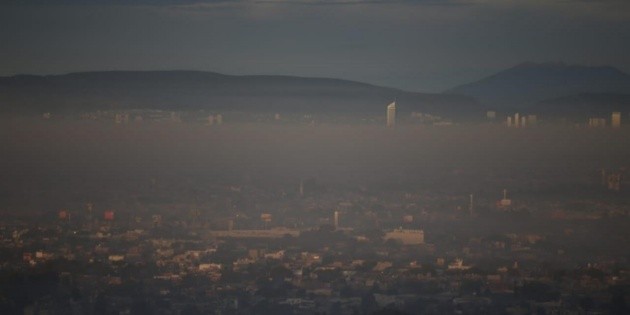 Pese a operativos, la ZMG amanece con precontingencia ambiental