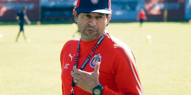 Chivas sufrir&aacute; calendario pesado