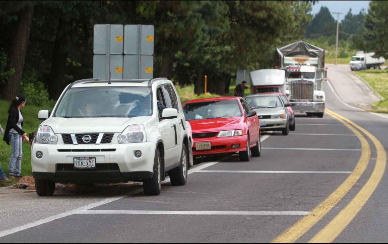  En un comunicado expuso que el Programa de Conservación de Carreteras permitirá mejorar las condiciones de transitabilidad en los 40 mil kilómetros de la Red Carretera Federal Libre de Peaje. NTX/ ARCHIVO