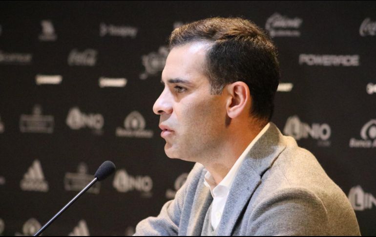 Rafa Márquez declaró que Guillermo Hoyos tiene todo el respaldo de la directiva, pero también la exigencia de hacer un buen torneo. TWITTER/@atlasfc