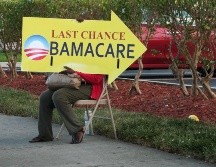 Los estados dirigidos por demócratas anunciaron que apelarán el reciente fallo emitido por un juez sobre el Obamacare. AFP/ARCHIVO