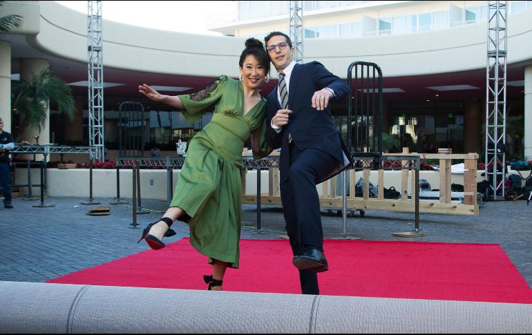Oh y Samberg hicieron dupla como maestros de ceremonia durante un set cómico en los Emmy del año pasado. AP / W. Sanjuan