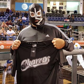 Charros se "refuerza" con el Rayo de Jalisco Jr