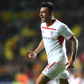 Toluca vence a Morelia y opaca homenaje a Carlos Morales