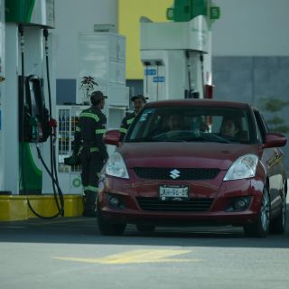 Pemex atiende desabasto de combustible en el país