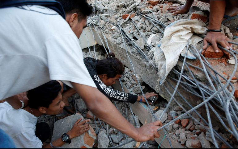 Indonesia es una de las naciones más propensas a los desastres en el mundo, ya que está asentada en el llamado 