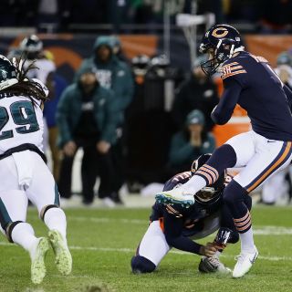 Eagles sorprenden a Bears