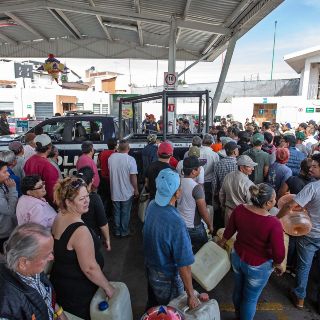 Reportan riñas en Michoacán por desabasto de gasolina