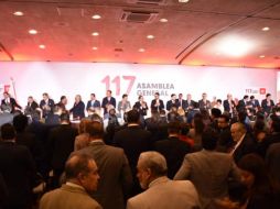 El personal directivo donará el excedente salarial respecto al del presidente de la República a los trabajos de reconstrucción por los sismos de septiembre de 2017. FACEBOOK/ComunidadInfonavit