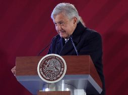 El Presidente López Obrador ha señalado que robo de combustibles en Pemex fue permitido desde el gobierno en las pasadas administraciones. EFE / S. Gutiérrez