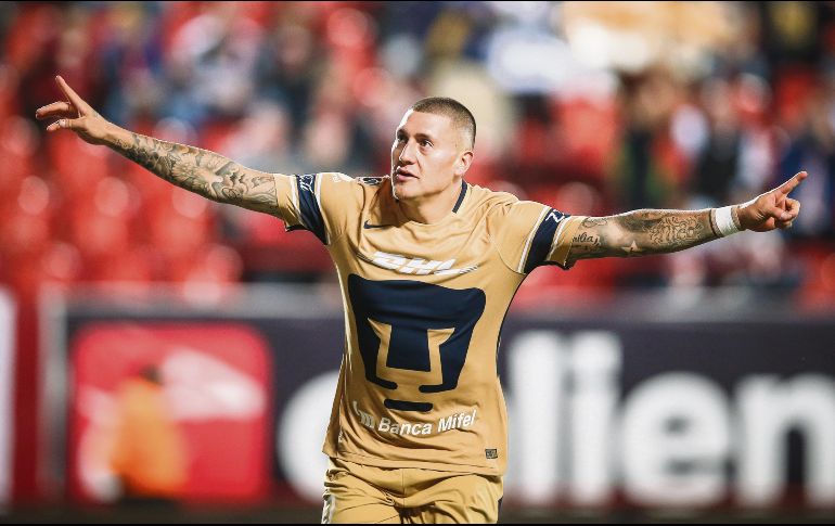 El ex atacante de los Pumas y del Benfica de Portugal, llega a Coapa en una operación que rondó los 15 millones de dólares. MEXSPORT