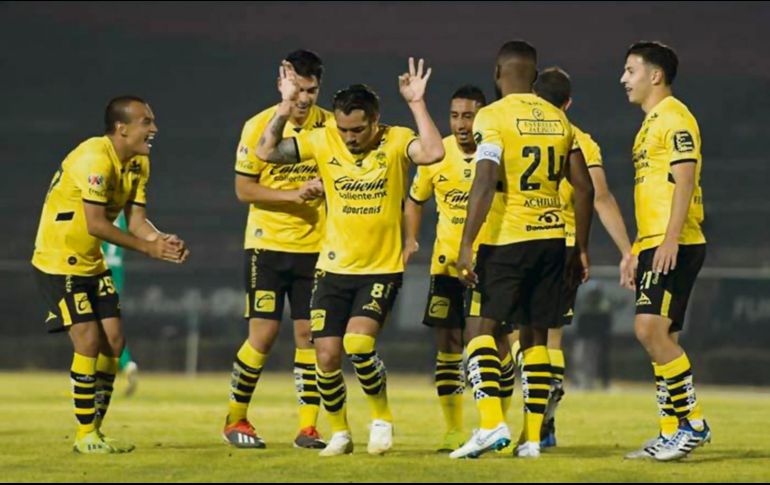 Monarcas consiguió una sólida victoria como visitante