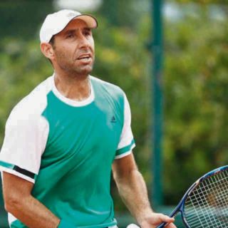 Santiago González, eliminado en primera ronda 