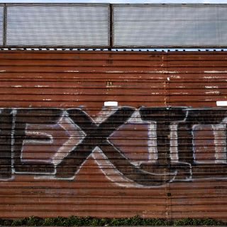 Muro de Trump, es por la reelección, asegura López Obrador