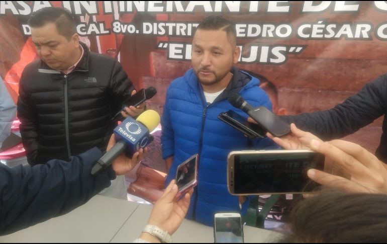 Pedro Carrizales  señaló que incluso está pensando en cambiar de domicilio debido a las amenazas. TWITTER/@pulso_mx