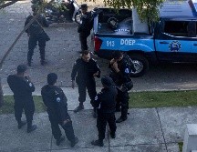 Policía de Nicaragua asedia homenaje a periodistas víctimas de la represión