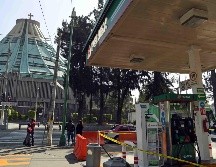 Solicitan que ya no se prolongue por más tiempo la distribución a través de pipas, y que se abran los ductos o se importe gasolina si es lo que hace falta. SUN / A. Martínez