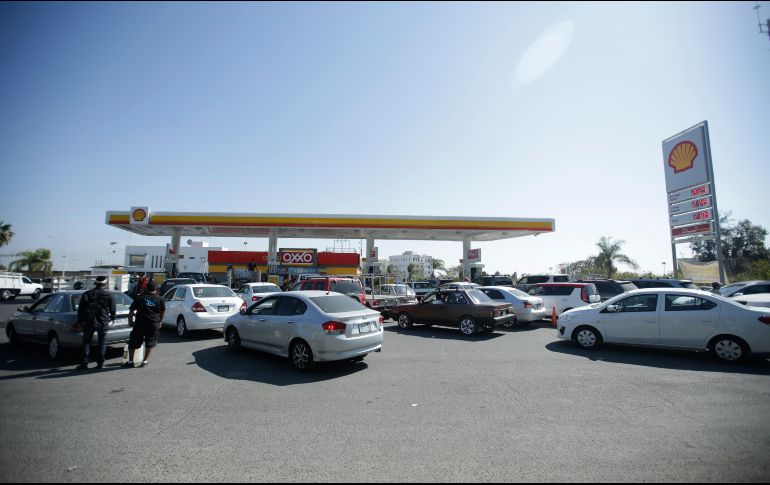 Mauro Garza reiteró que el problema de desabasto en Jalisco es en alrededor del 40% en las estaciones de gasolina. EL INFORMADOR/ F. Atilano