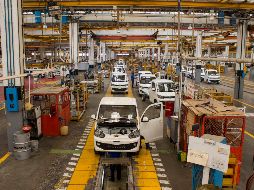 En 2018 se produjeron en México 3.9 millones de automóviles, 0.6% menos que en 2017. EFE/Archivo