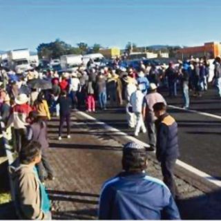 Estrategia anti-huachicol fortaleció economía: AMLO