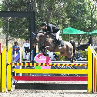 Arturo Parada cierra con broche de oro