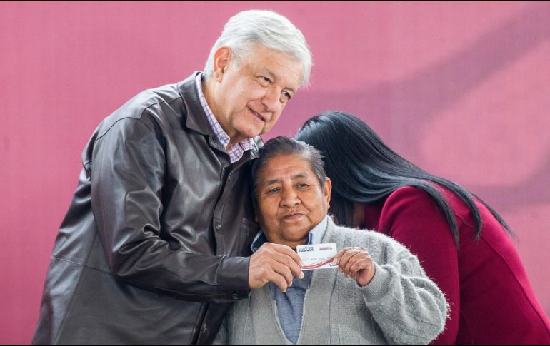 López Obrador detalló que ya se cuenta con un presupuesto de 100 mil millones de pesos para la realización del programa durante 2019. NOTIMEX/J. Pazos