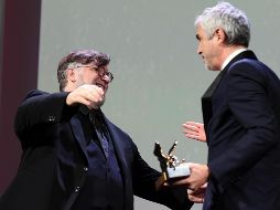 Para Guillermo Del Toro, Cuarón sugiere que todo es cíclico, 