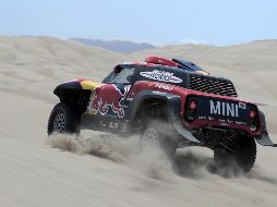 Se trata de la segunda victoria de Peterhansel en el Dakar 2019. AP / R. Mazalan