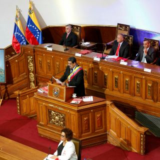 Nicolás Maduro aumenta 300% salario mínimo en Venezuela