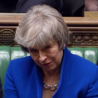Parlamento británico ratifica su confianza en Theresa May