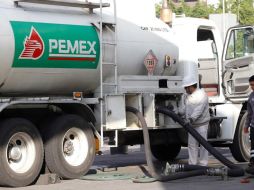 En una carta dirigida al Presidente aseguraron que hoy se llegó al punto más bajo de la historia en la entidad en cuanto a los niveles de inventario de gasolina. EFE / ARCHIVO